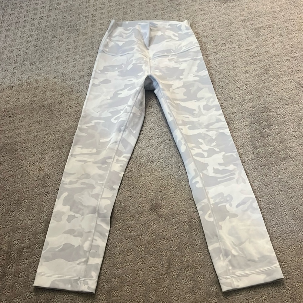 Lululemon Leggings - Camo size 4